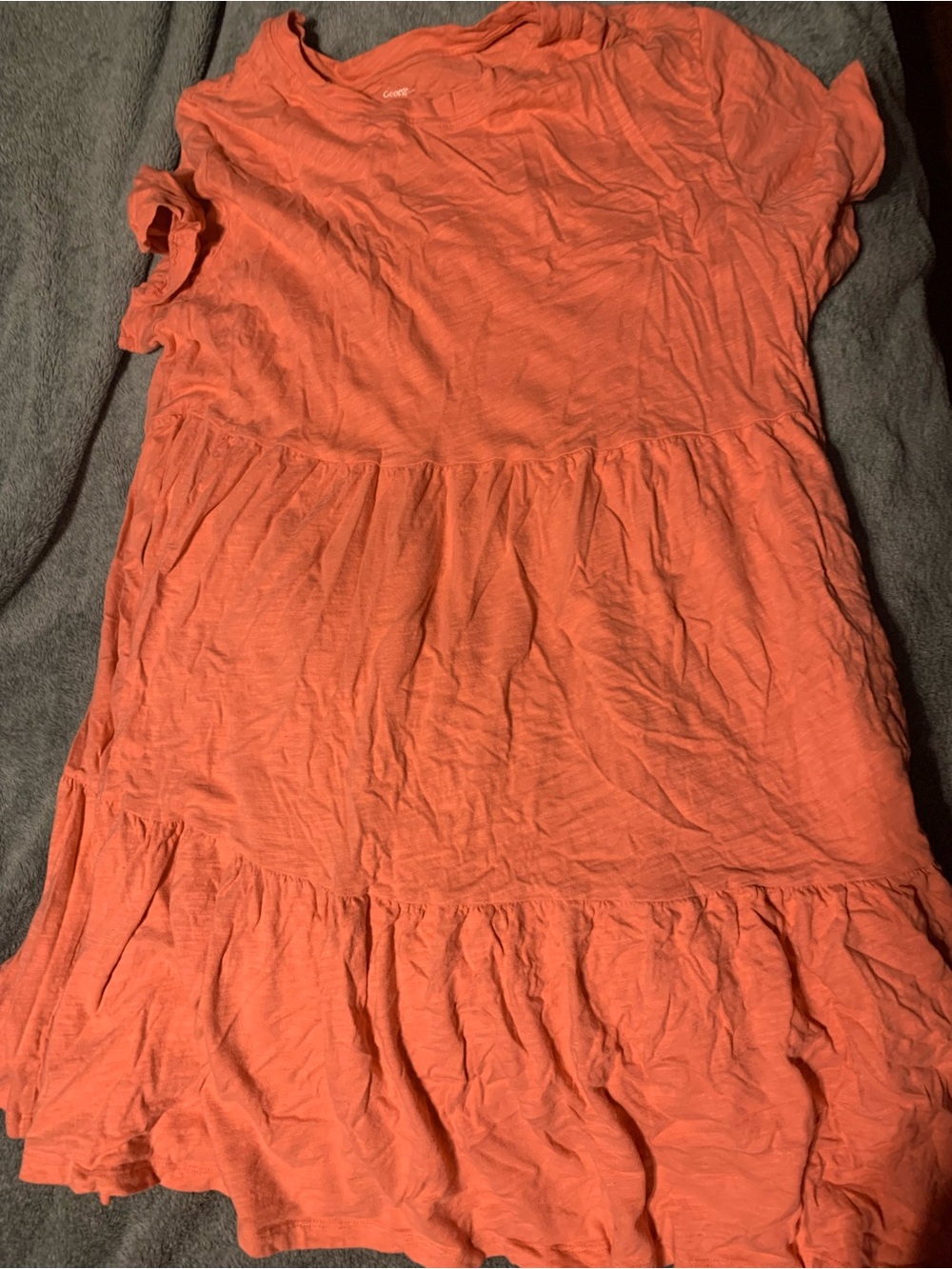 ⭐️ 3/30$ — George Coral Short Sleeve Tee